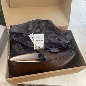 ZARA SOFT LEATHER TASSEL LOAFERS Brown SIZE 9 nwt